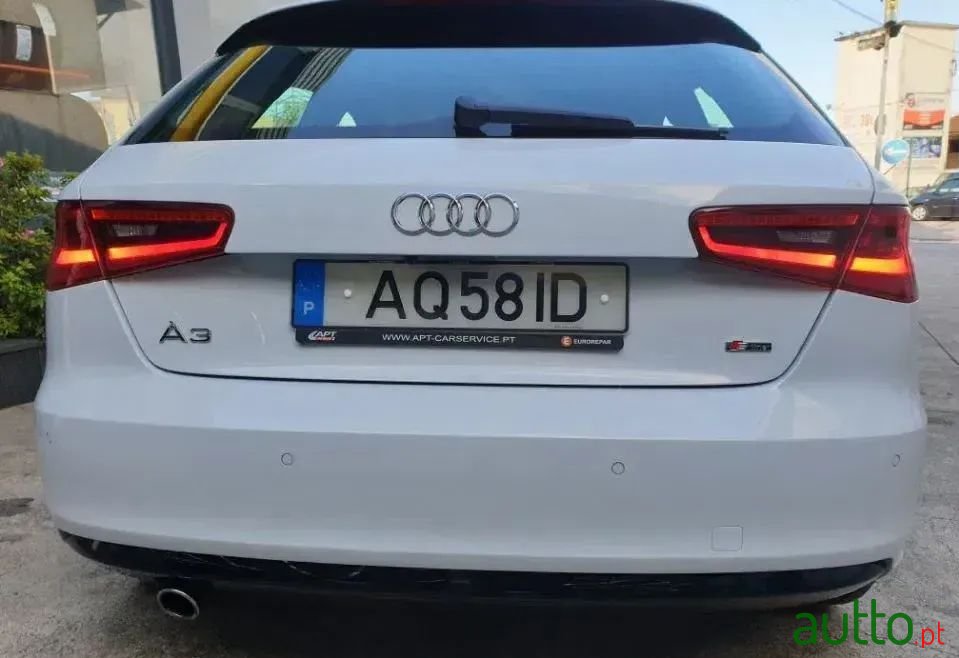 2015' Audi A3 photo #2