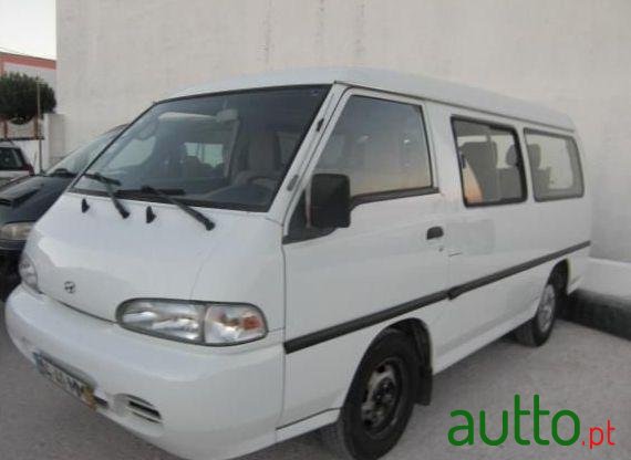 1998' Hyundai H100 9 Lugares photo #2