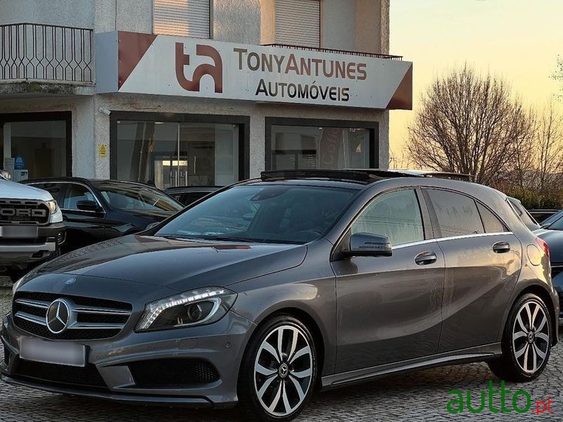 2012' Mercedes-Benz Classe A photo #1