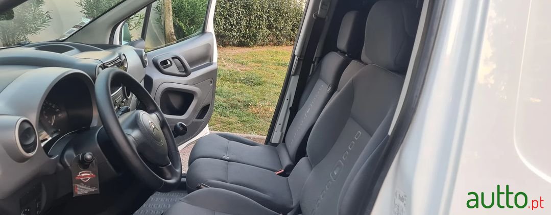 2012' Citroen Berlingo photo #6
