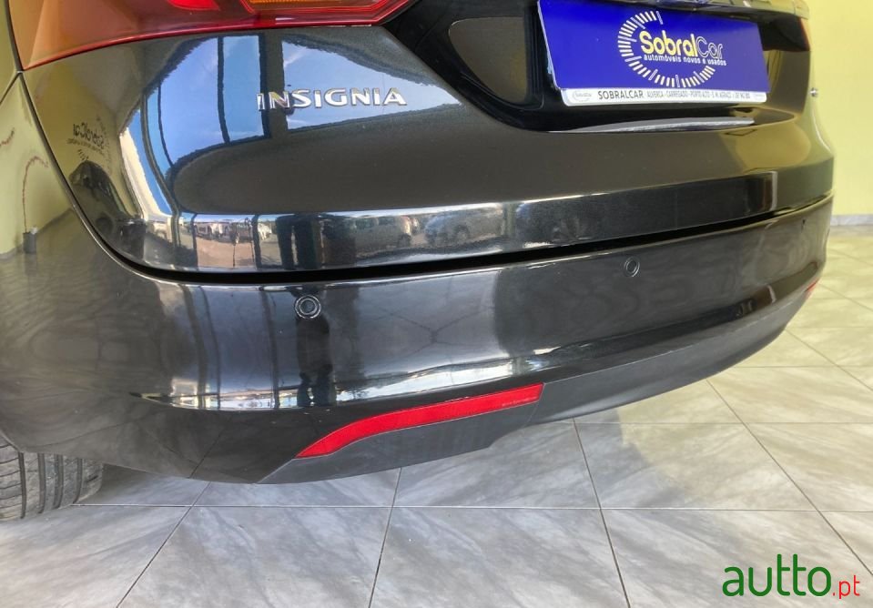 2015' Opel Insignia Sports Tourer photo #5