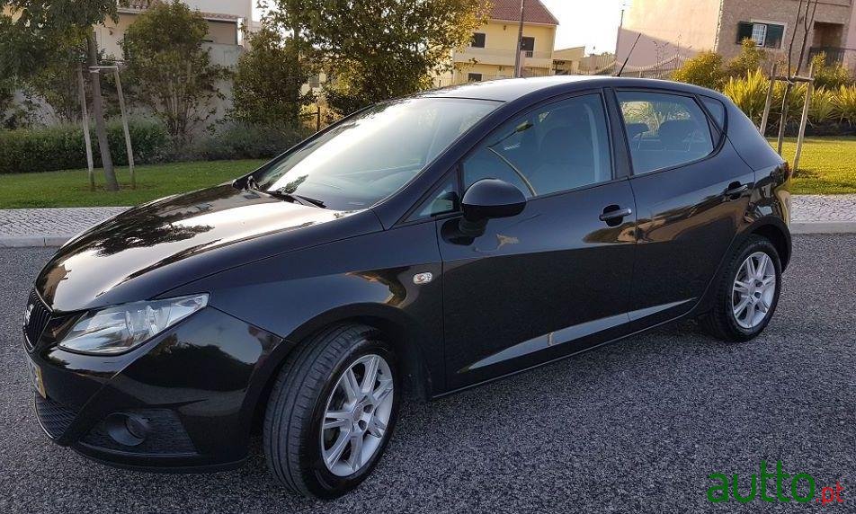 2010' SEAT Ibiza 1.2I Style photo #1