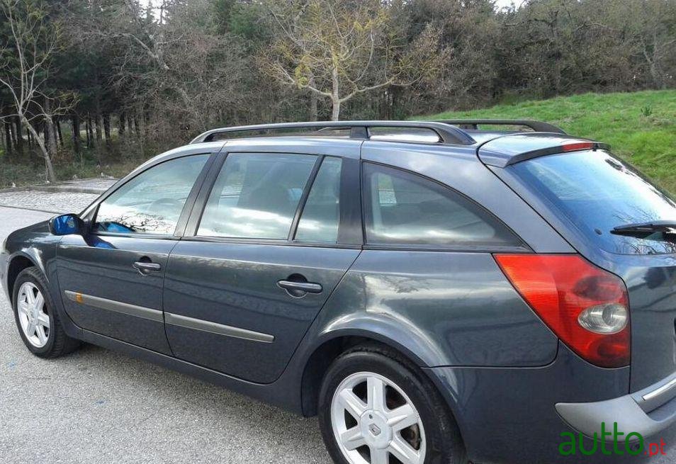 2003' Renault Laguna Break photo #1