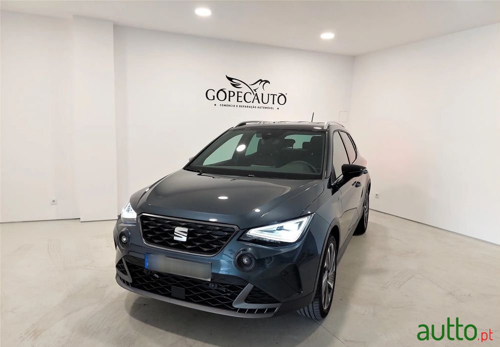 2022' SEAT Arona 1.0 Tsi Fr photo #1