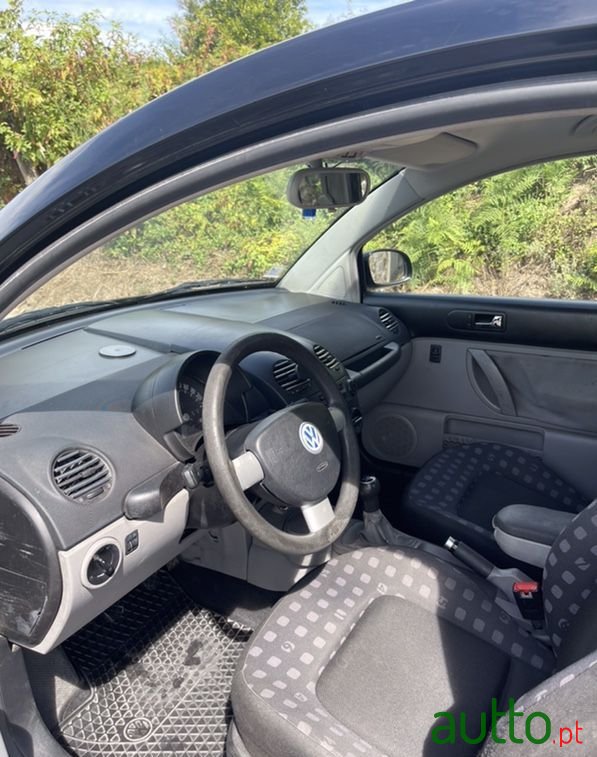 2001' Volkswagen New Beetle 1.9 Tdi photo #5