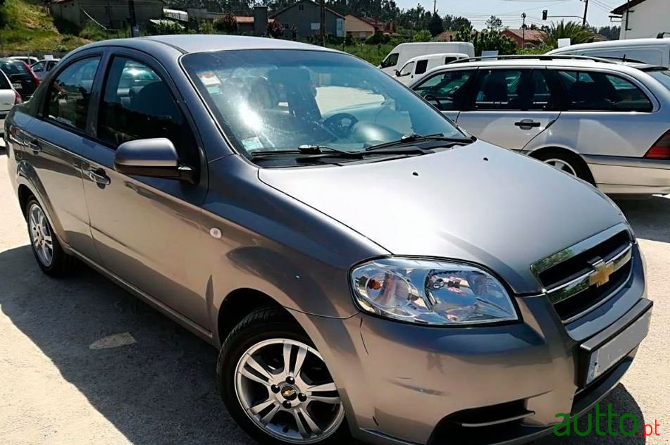 2010' Chevrolet Aveo photo #1