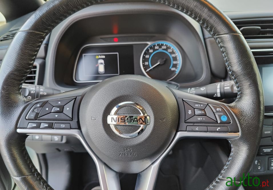 2018' Nissan Leaf photo #5