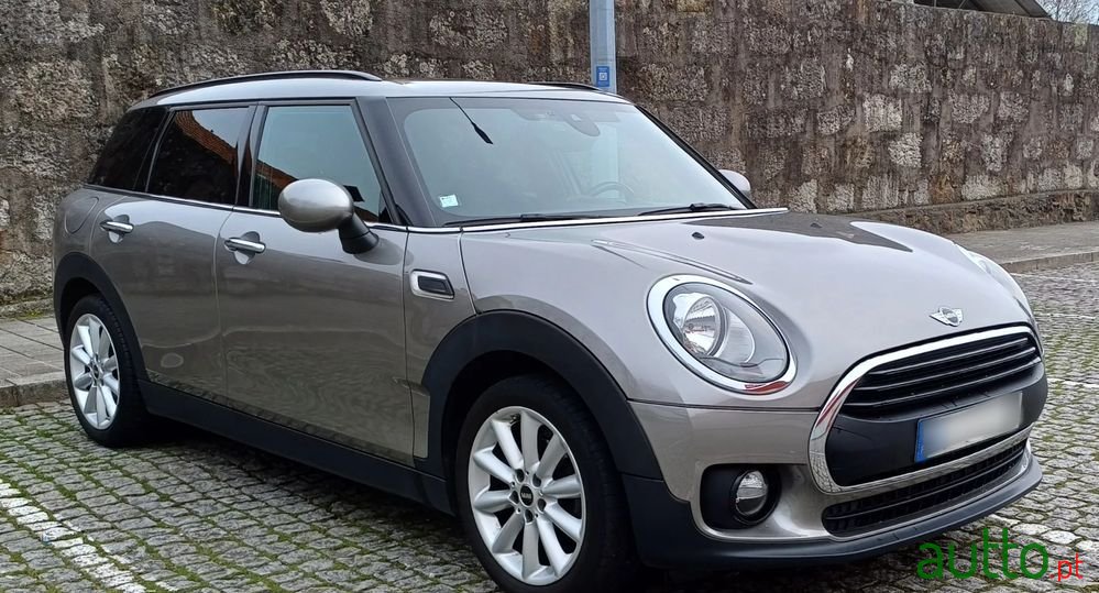 2016' MINI Clubman One D photo #2