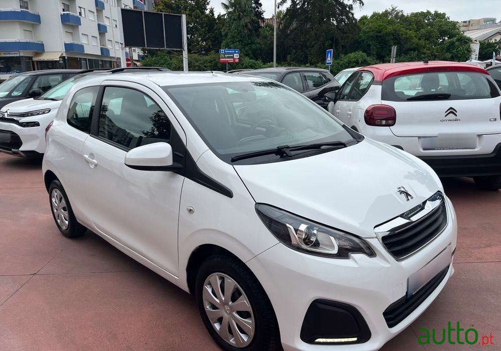 2015' Peugeot 108 1.0 Vti photo #2