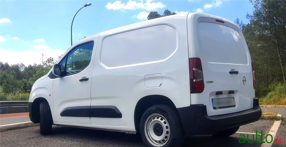 2020' Opel Combo photo #5