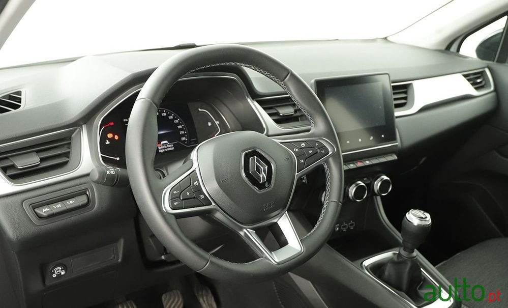 2022' Renault Captur photo #6