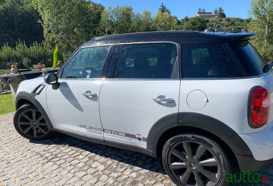 2012' MINI Countryman photo #5