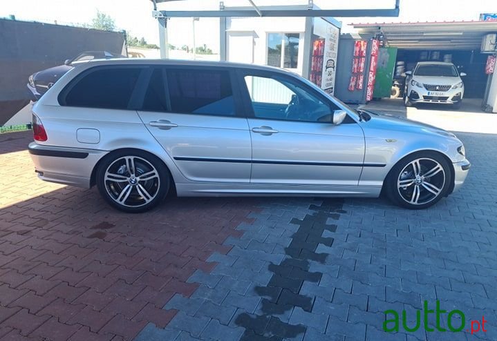 2002' BMW 320 photo #3