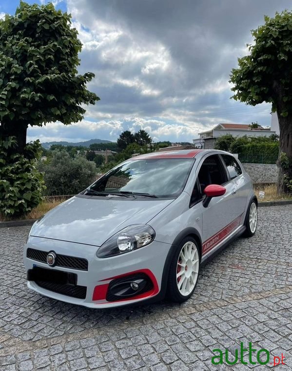 2010' Fiat Abarth Grande Punto photo #2