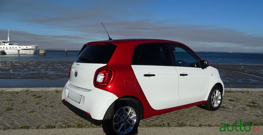 2018' Smart Forfour 1.0 Passion 71 photo #2