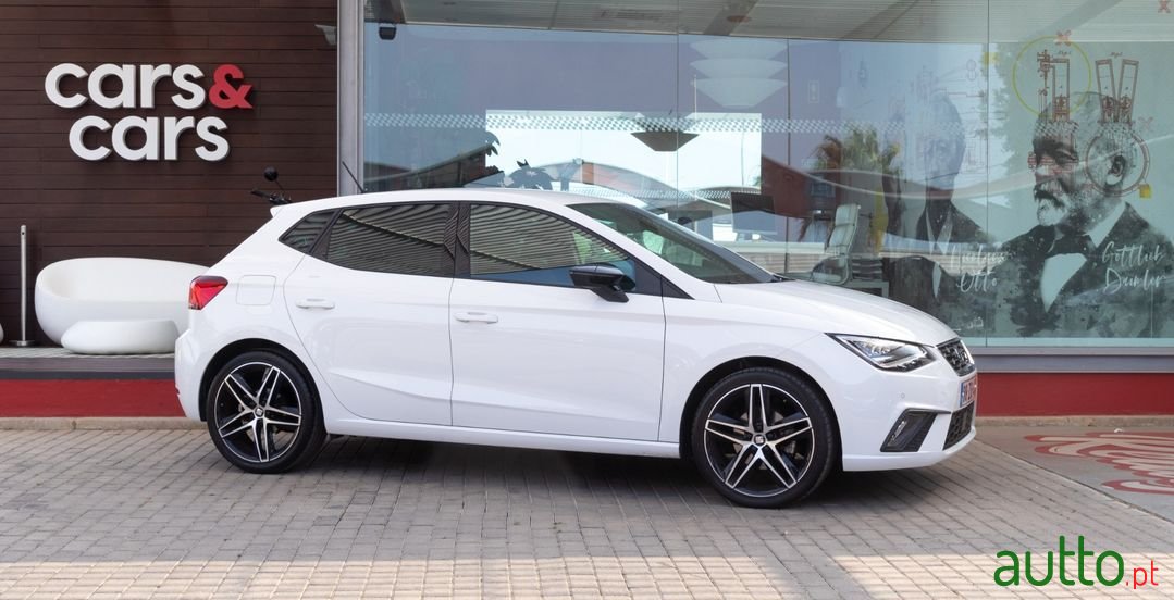 2019' SEAT Ibiza photo #1