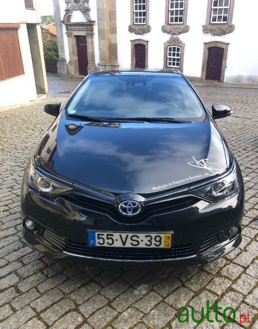 2018' Toyota Auris photo #1