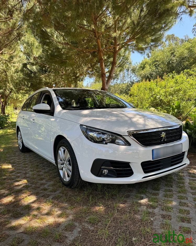 2019' Peugeot 308 Sw photo #1