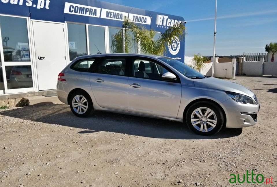 2015' Peugeot 308 Sw photo #2