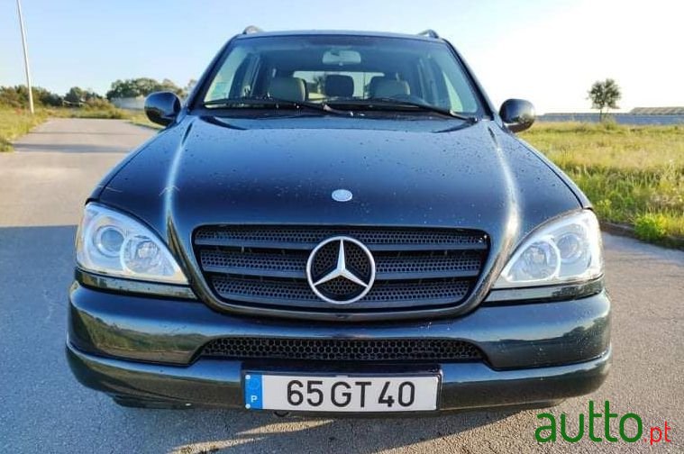 2000' Mercedes-Benz Ml-270 photo #5