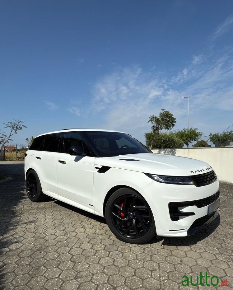 2023' Land Rover Range Rover Sport photo #1