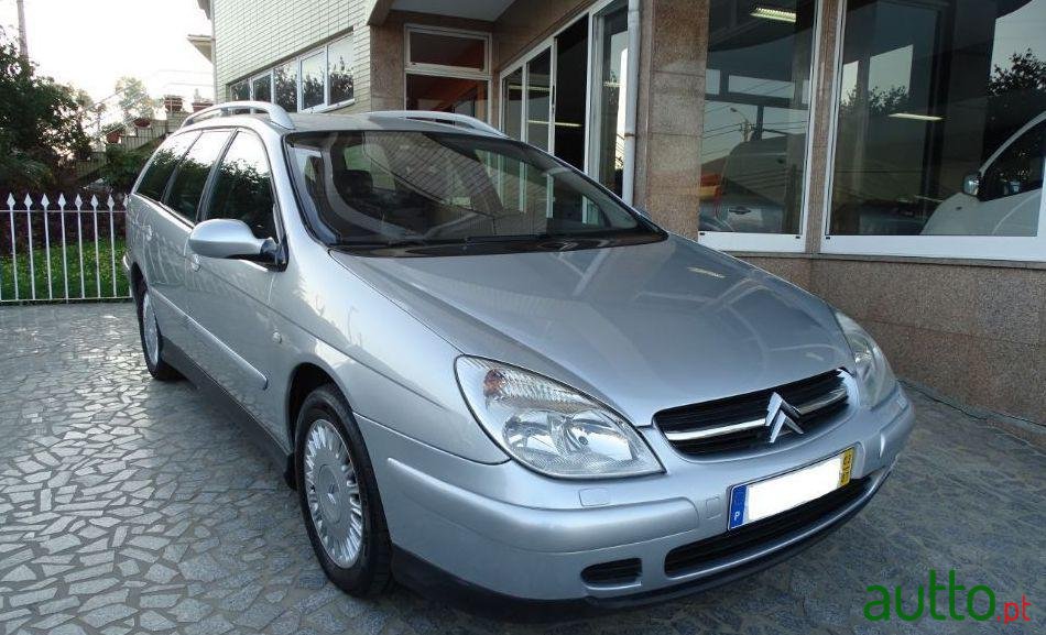 2003' Citroen C5 Tourer photo #3