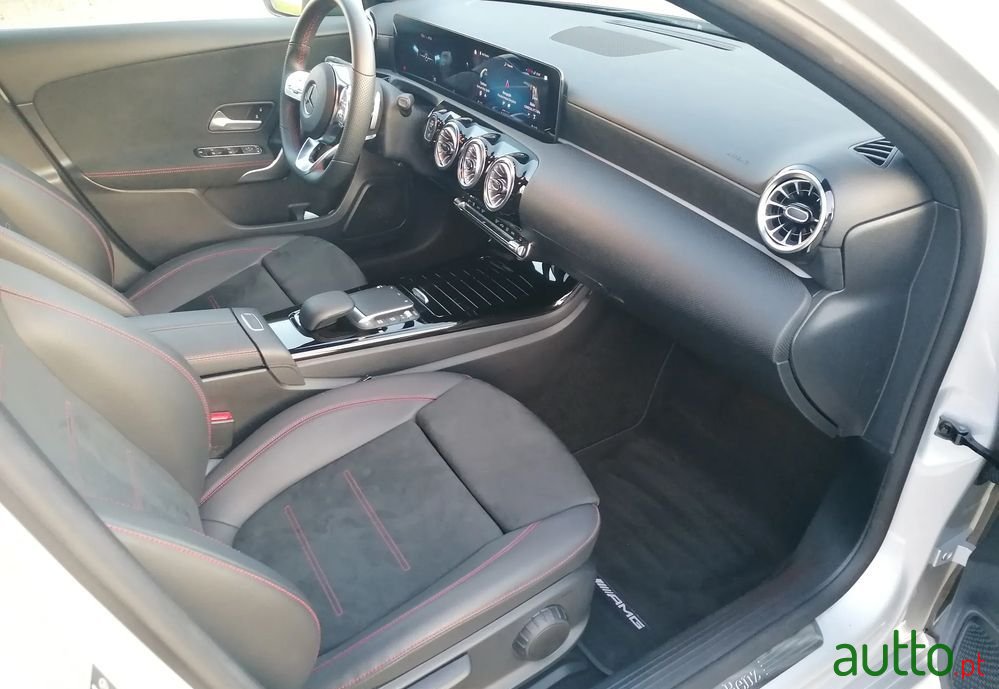 2021' Mercedes-Benz A 180 photo #3