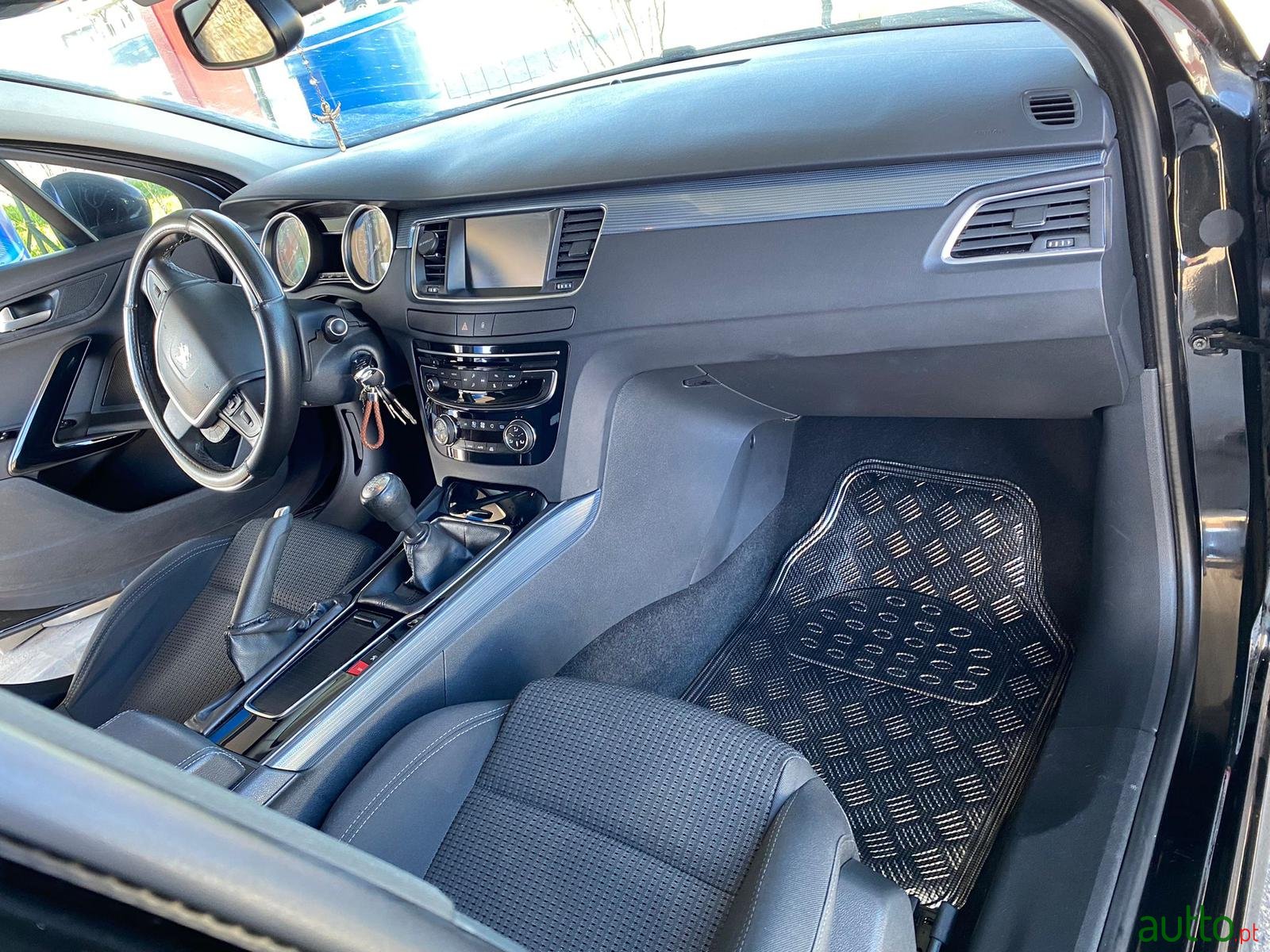 2015' Peugeot 508 2.0 bluehdi photo #5