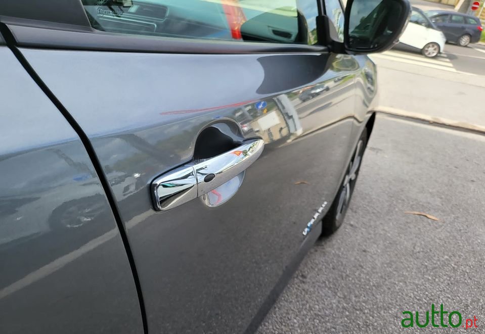 2018' Nissan Leaf photo #5