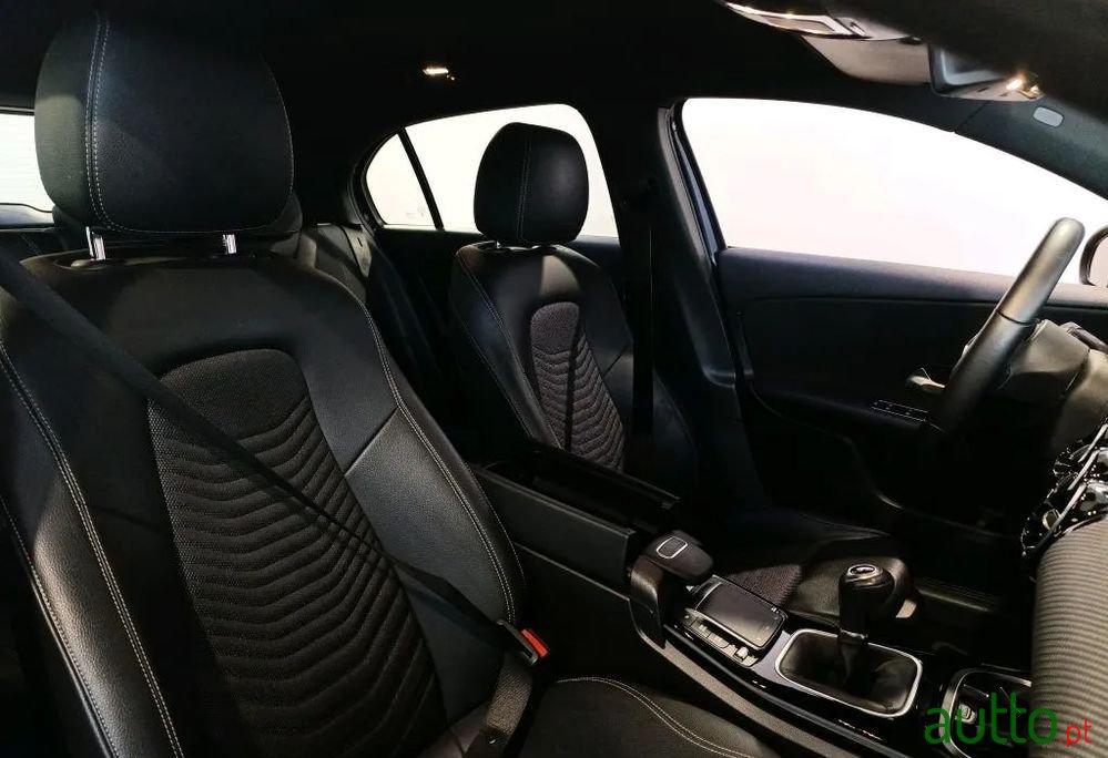 2020' Mercedes-Benz Classe A D Style photo #3