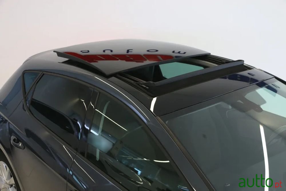 2020' SEAT Leon 1.0 Ecotsi Style S/S photo #4