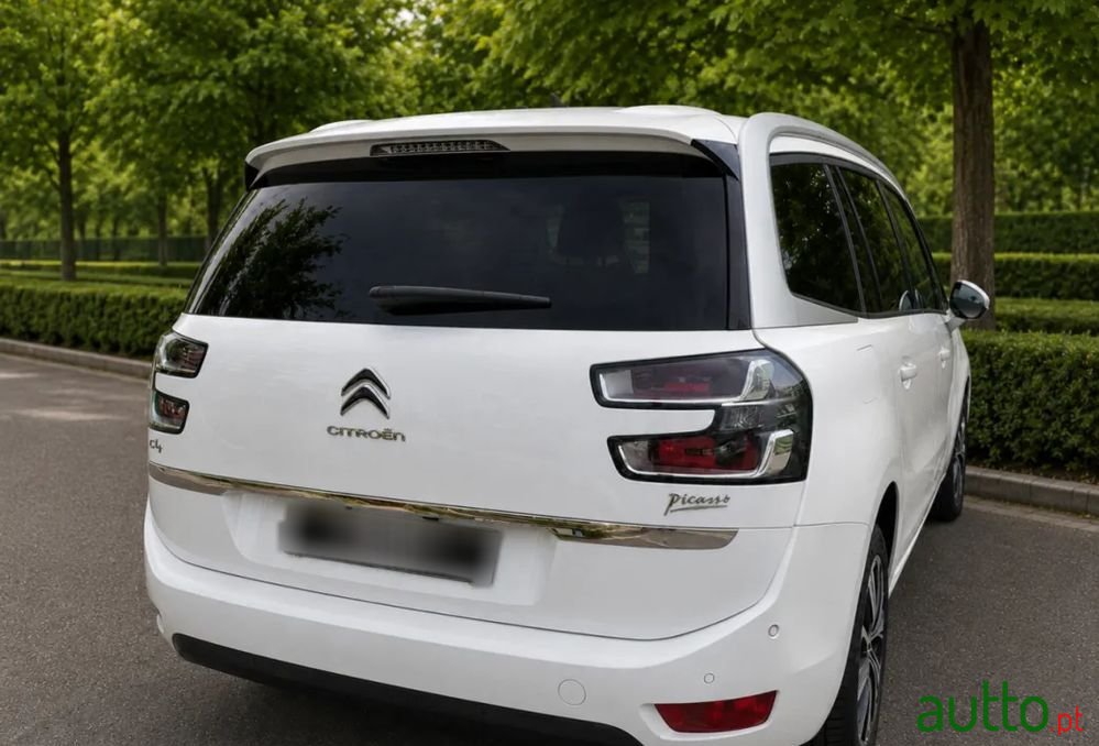 2018' Citroen C4 Grand Picasso photo #5