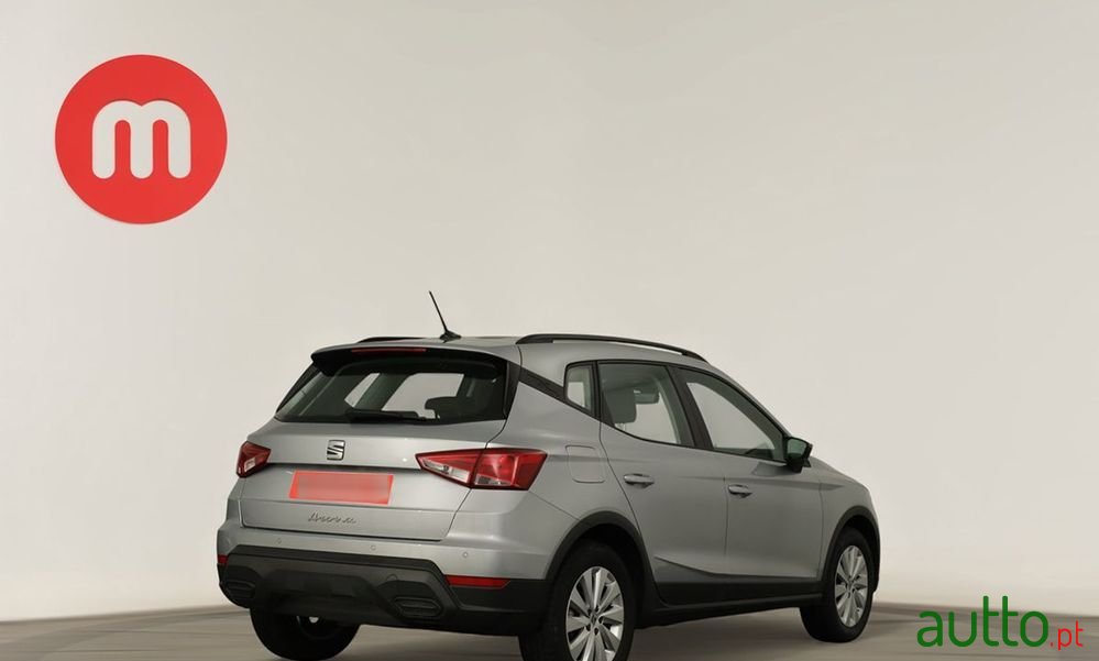 2024' SEAT Arona 1.0 Tsi Style Dsg photo #4