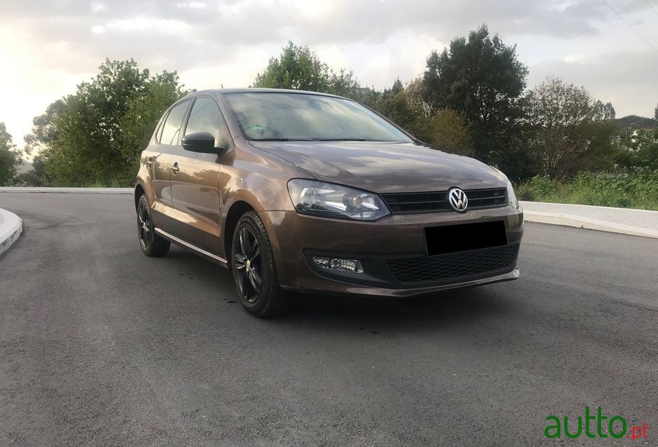 2014' Volkswagen Polo photo #1