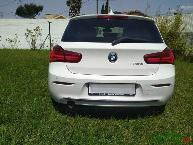 2017' BMW 118 photo #4