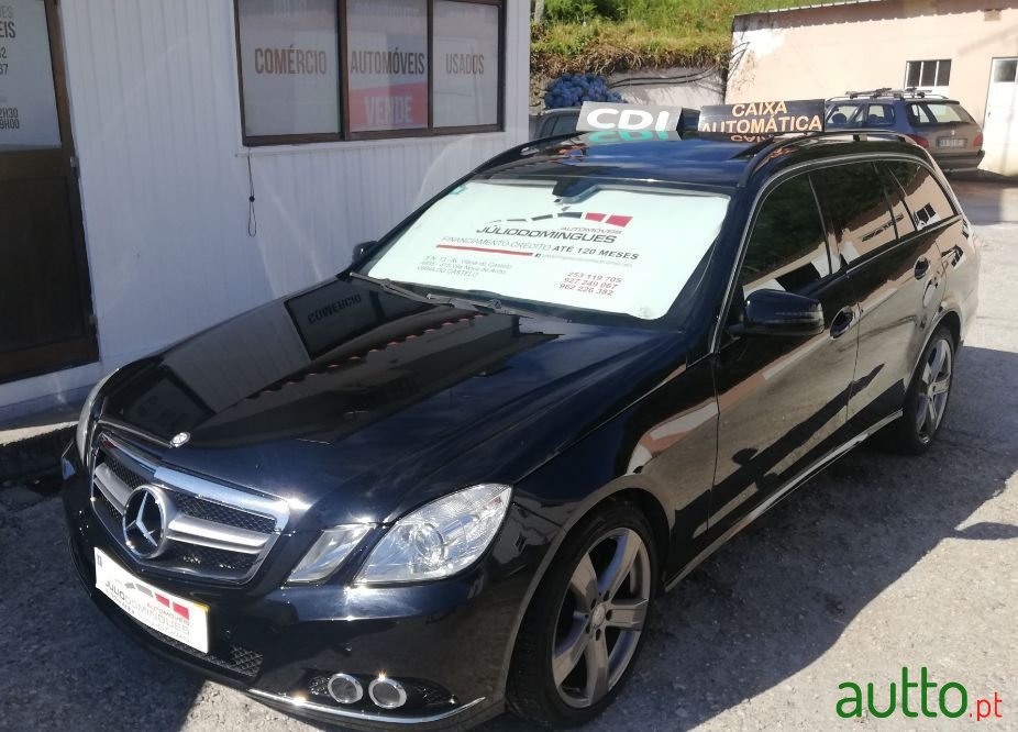 2010' Mercedes-Benz E-200 photo #4