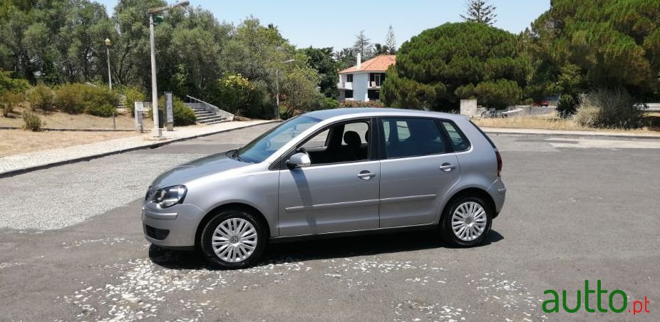 2008' Volkswagen Polo photo #2