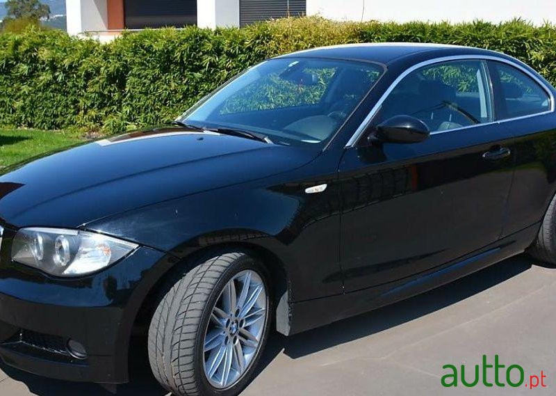 2008' BMW 120 Coupé Pack M photo #1