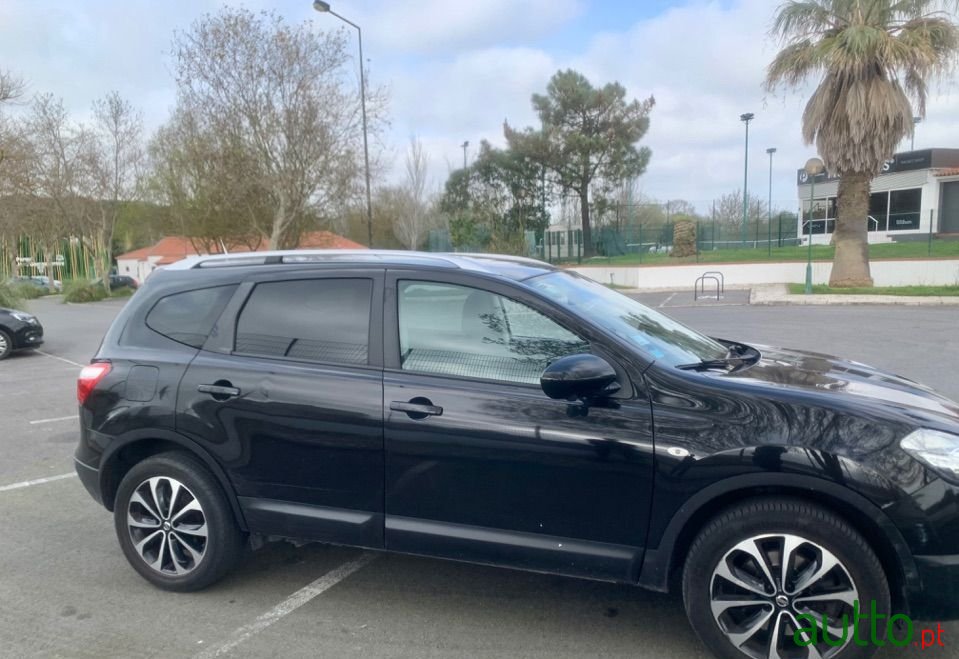 2013' Nissan Qashqai 2 photo #2