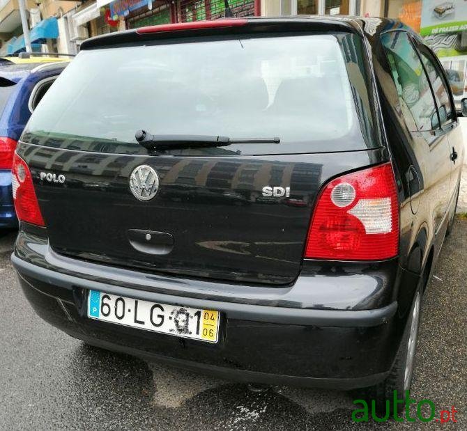 2004' Volkswagen Polo Classic 1.9 Sdi photo #2