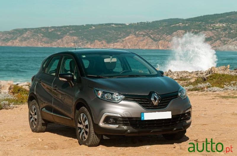 2018' Renault Captur photo #1