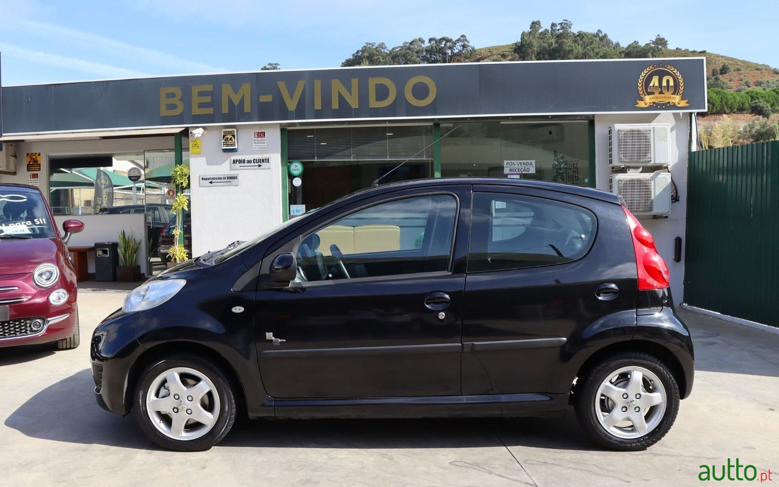 2011' Peugeot 107 photo #1