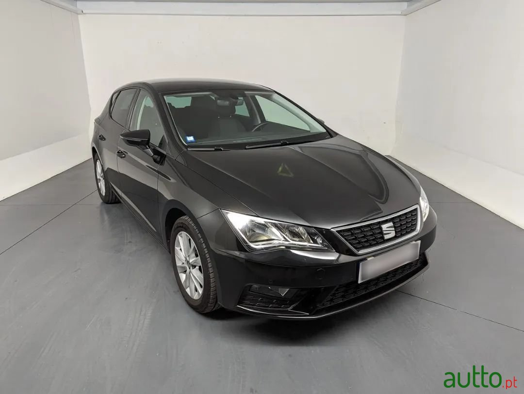 2020' SEAT Leon photo #1