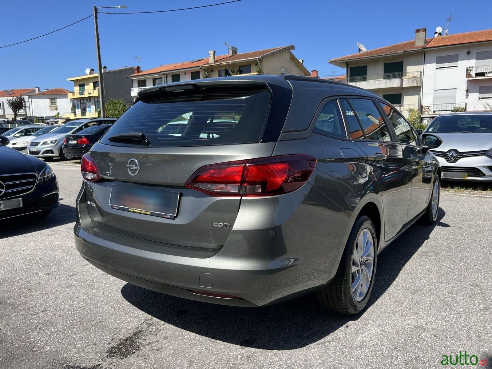2018' Opel Astra Sports Tourer photo #3