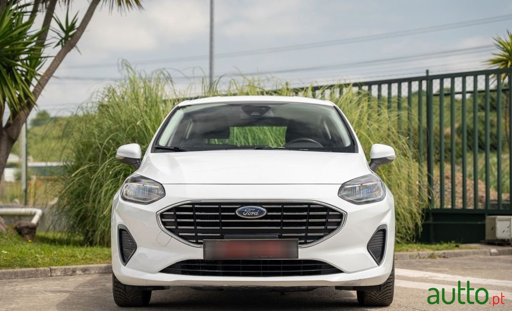 2022' Ford Fiesta photo #2