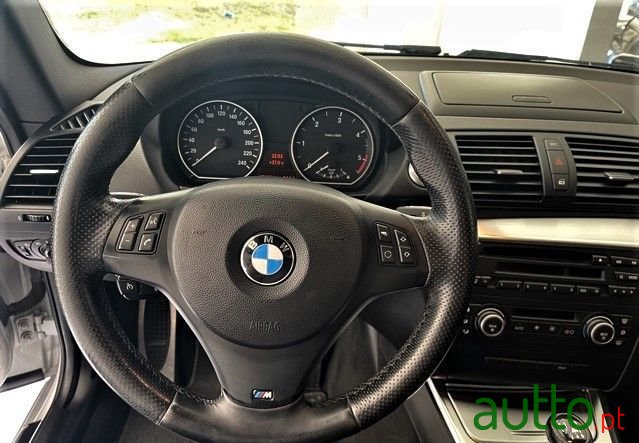 2008' BMW 118 D Pack M photo #5