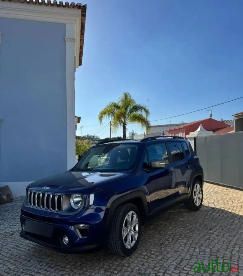 2019' Jeep Renegade photo #4