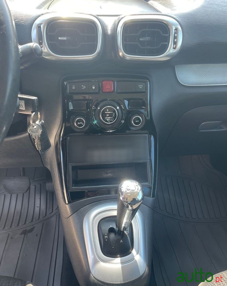 2013' Citroen C3 Picasso photo #5