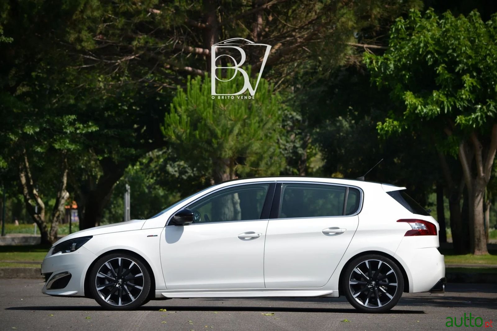 2014' Peugeot 308 photo #3
