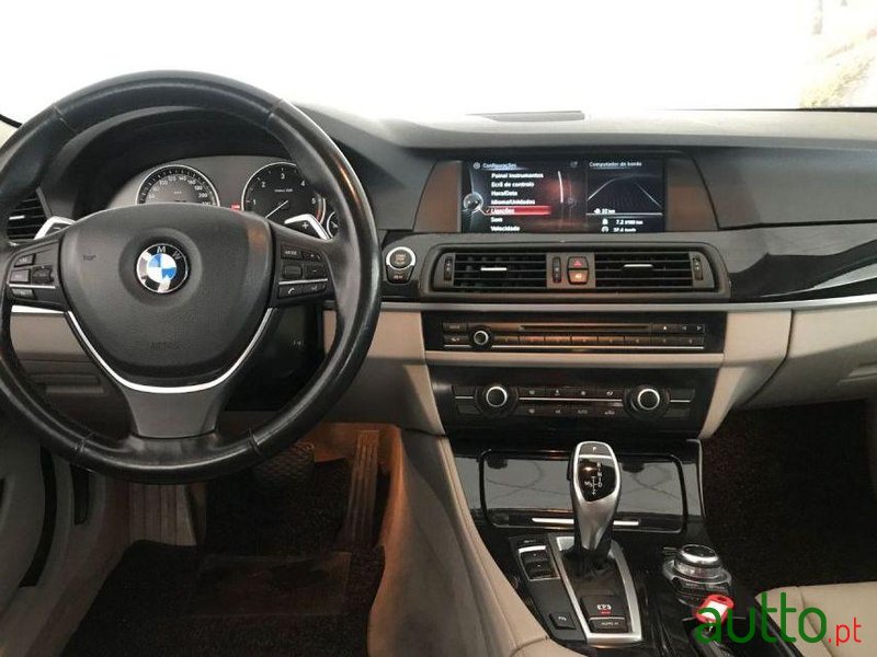 2013' BMW 520 D photo #4